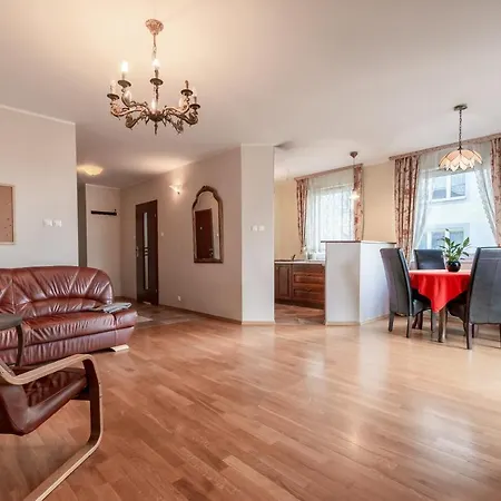 Apartament Redlowo דירה גדינייה
